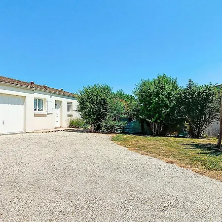 Holiday home La Remigeasse 2 By Interhome